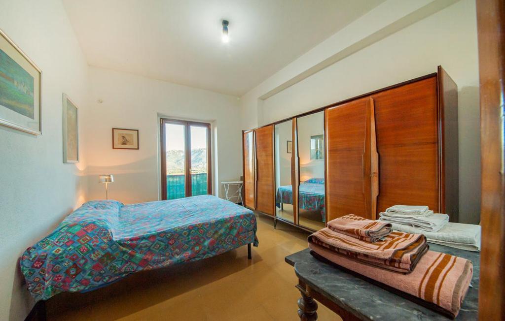 Solar Apartment: Seaside Proximity Apartment *